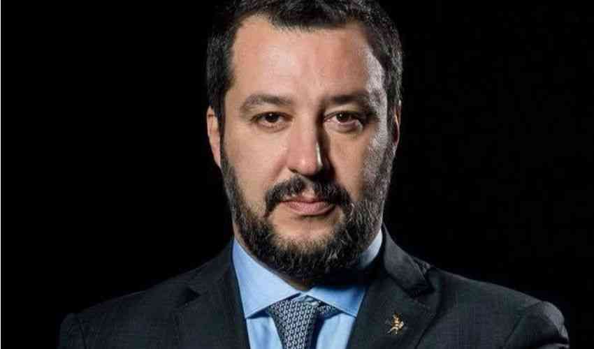 Chi è e quanto guadagna Matteo Salvini