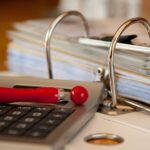 Calcolatrice-fatture-contabilità-Iva-lavoro