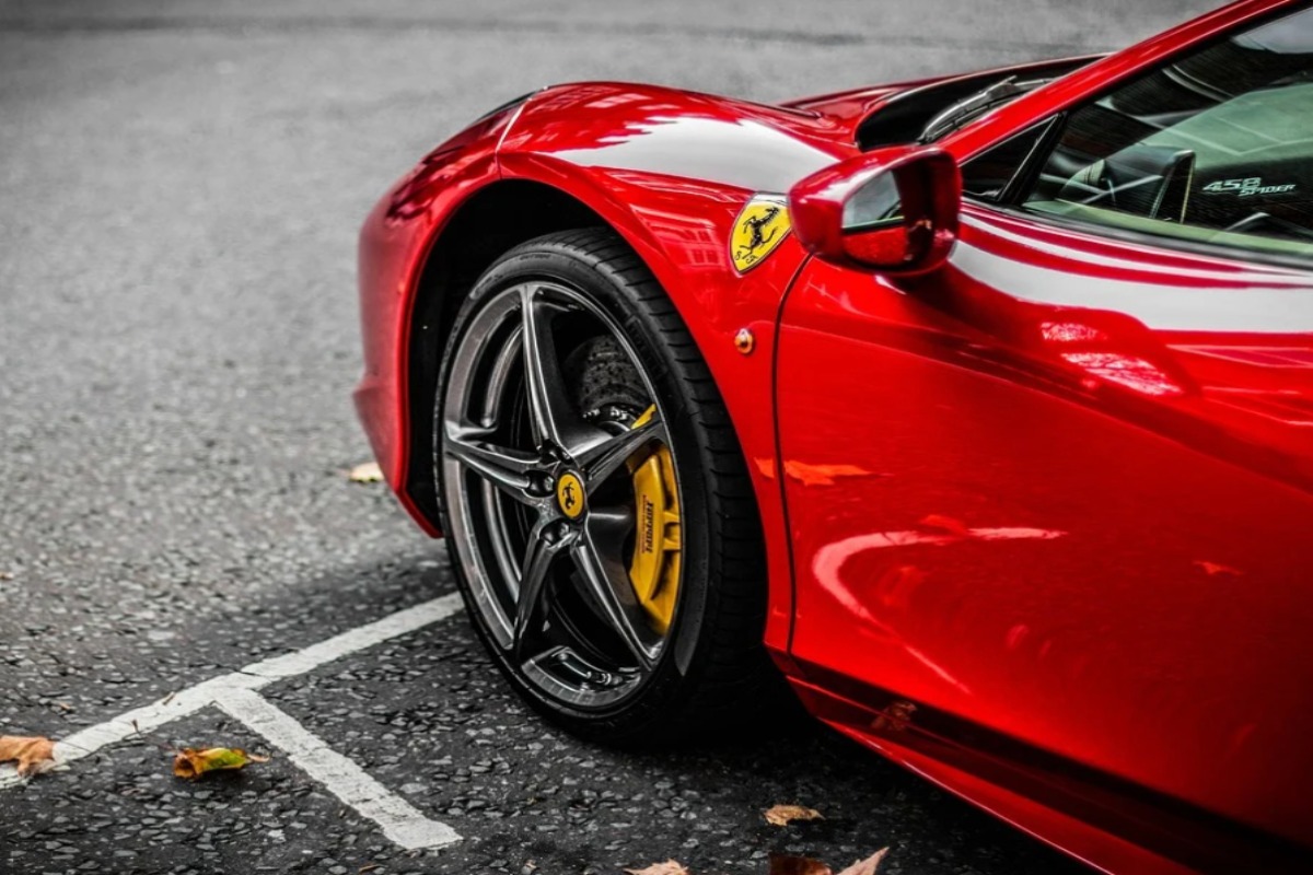 azioni ferrari